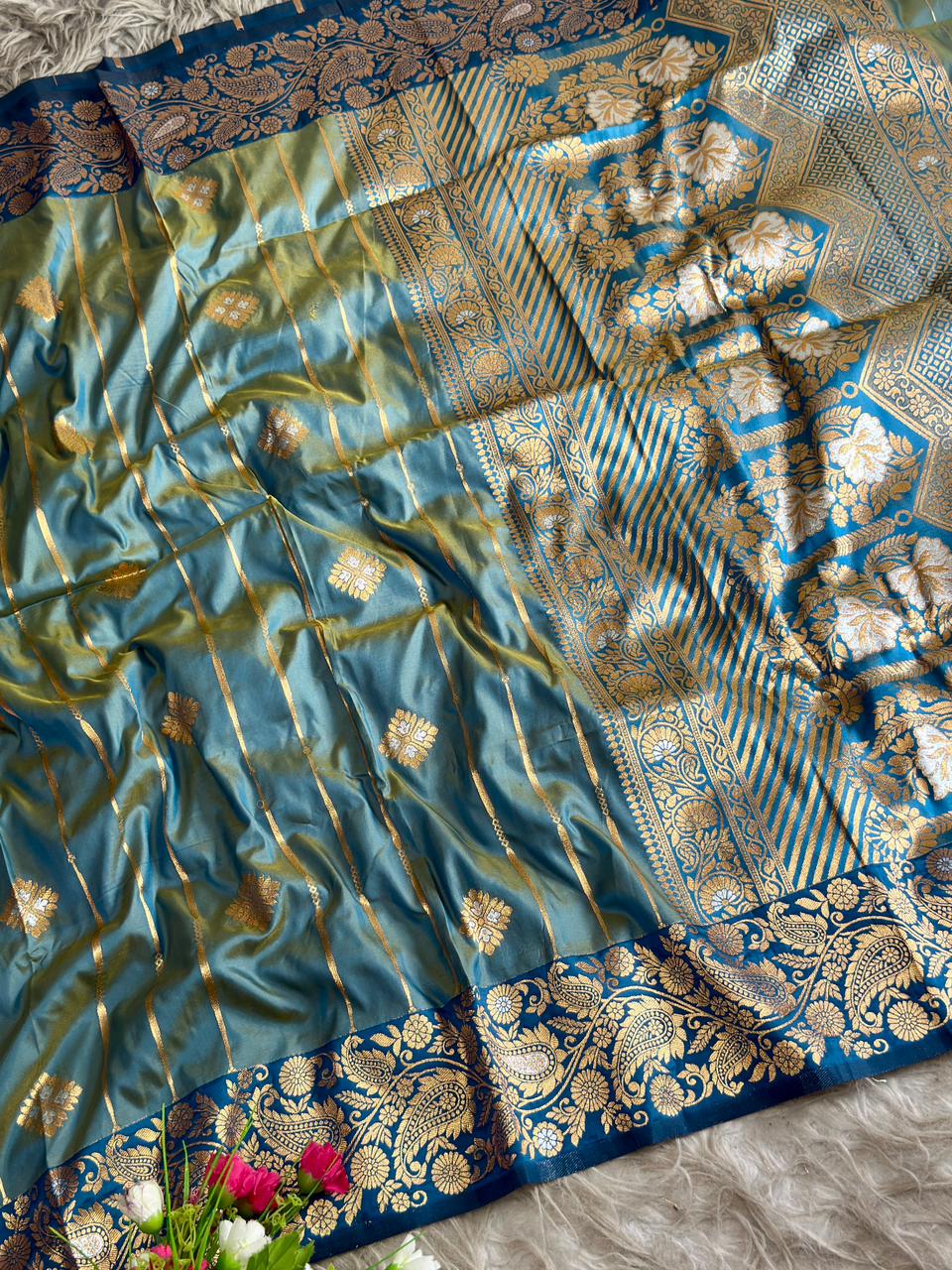 SA-5118 SOFT SILK FABRIC SAREE WITH RICH GOLD ZARI WOVEN WITH ELEGANT BUTTI WITH VERTICAL ZARI STRIPES AND HEAVY CONTRAST BLUE PAISLEY & FLORAL ZARI BORDER