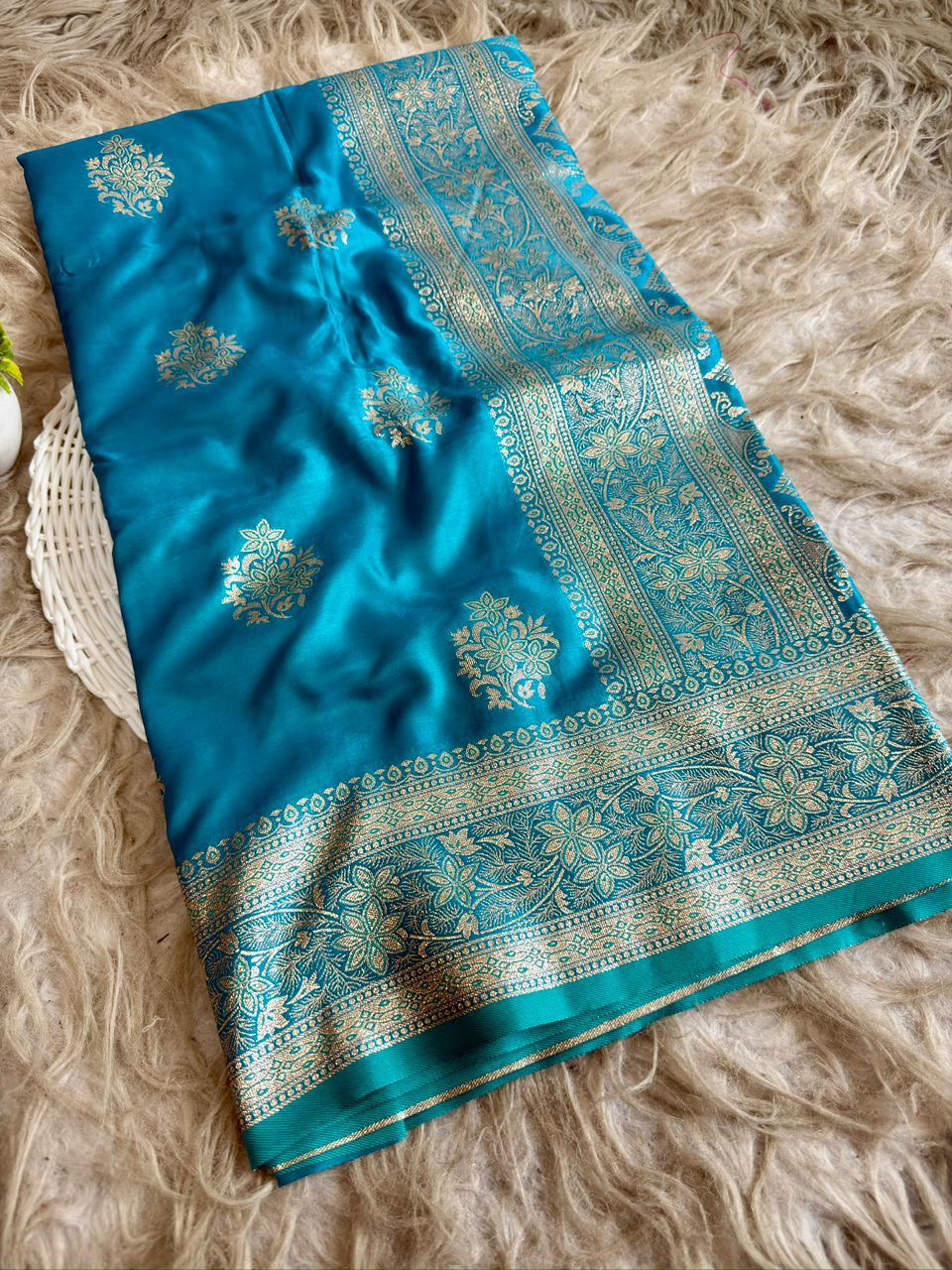 SA-5119 SOFT SILK FABRIC SAREE WITH BEAUTIFUL RICH PALLU DESIGN WITH BEAUTIFUL DESIGN WITH FLORAL PRINT ON PALLU WITH BLOUSE