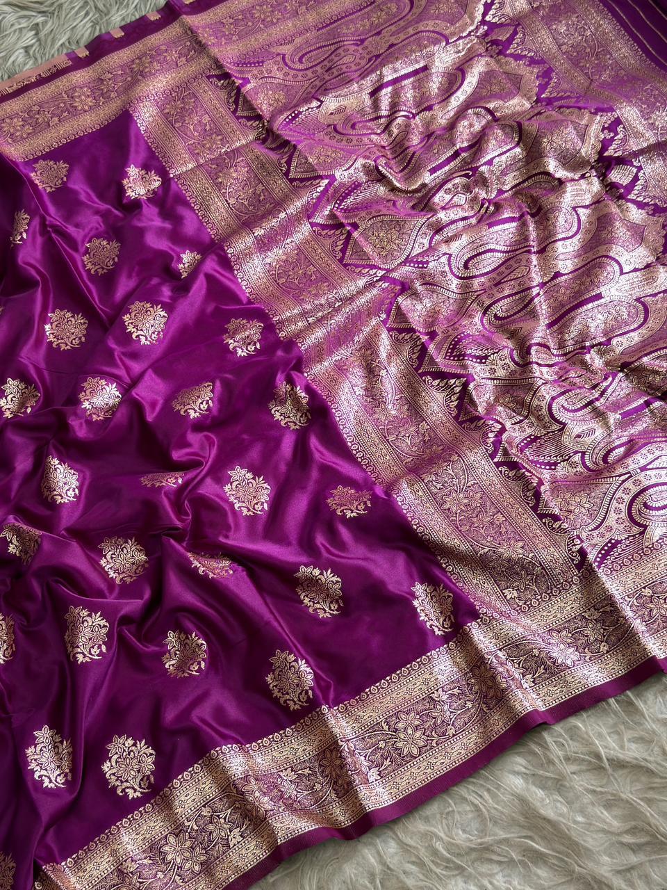 SA-5119 SOFT SILK FABRIC SAREE WITH BEAUTIFUL RICH PALLU DESIGN WITH BEAUTIFUL DESIGN WITH FLORAL PRINT ON PALLU WITH BLOUSE