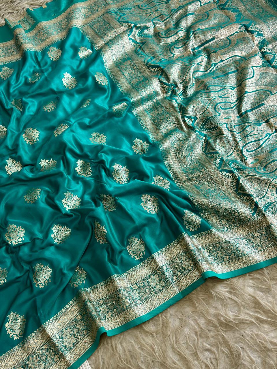 SA-5119 SOFT SILK FABRIC SAREE WITH BEAUTIFUL RICH PALLU DESIGN WITH BEAUTIFUL DESIGN WITH FLORAL PRINT ON PALLU WITH BLOUSE