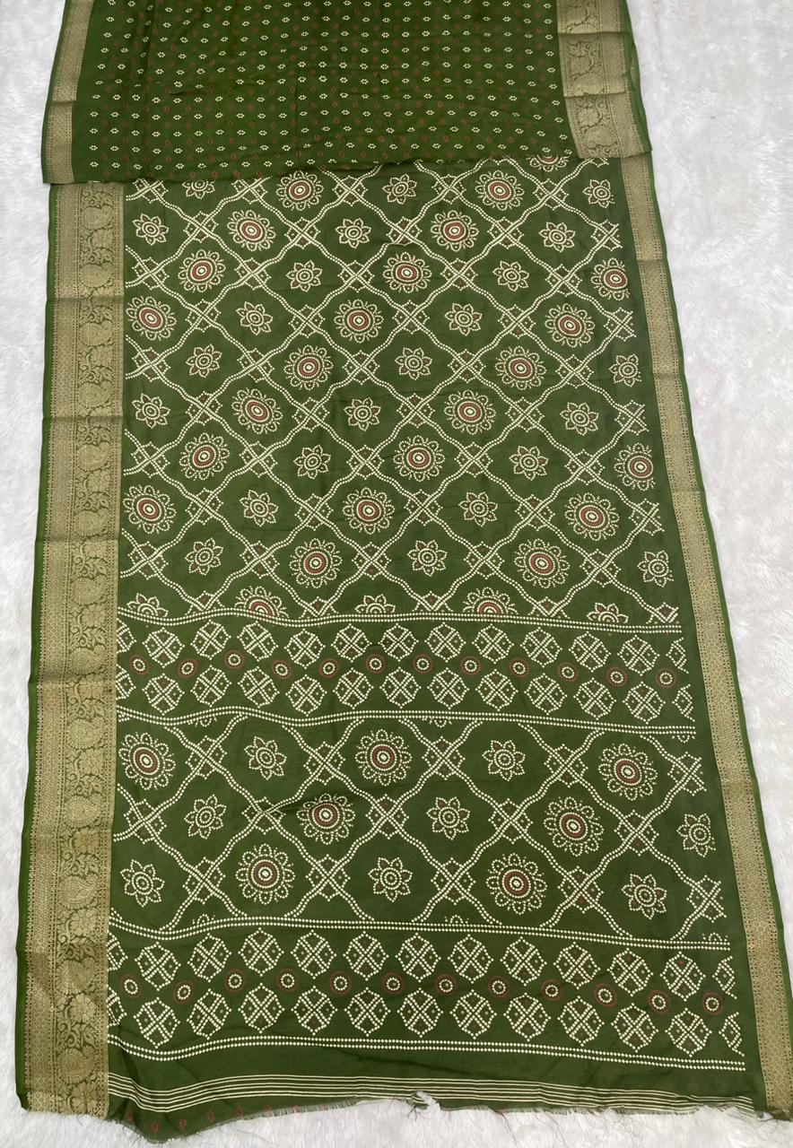 CP-7185-BOX DULL MOSS FABRIC SAREE WITH RICH PALLU DESIGN WITH BEAUTIFUL PRINT ON SAREE WITH BOX PACKING