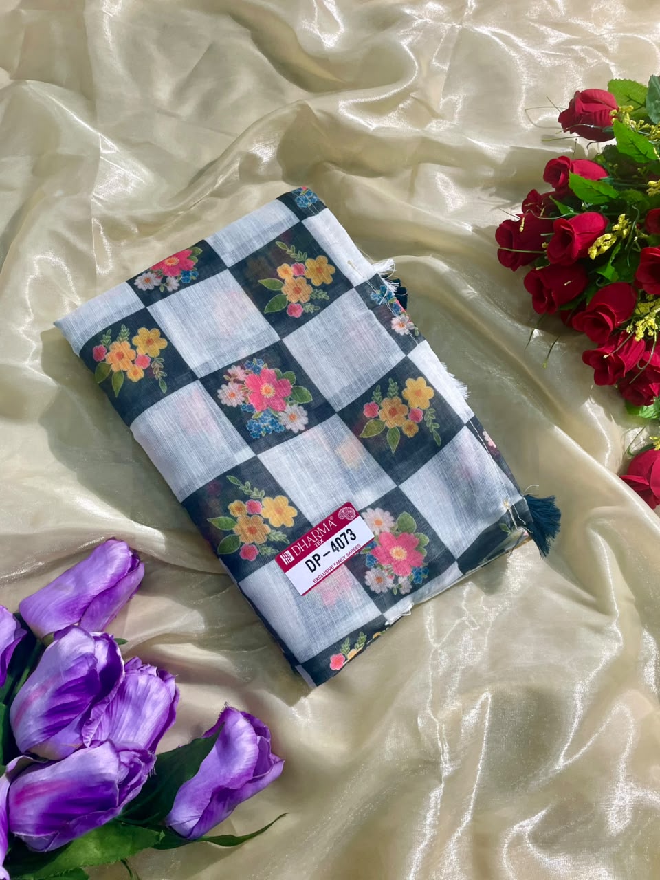 DP-4073 LINEN FABRIC SAREE WITH BEAUTIFUL BOX DESIGN WITH LATKAN WITH BLOUSE