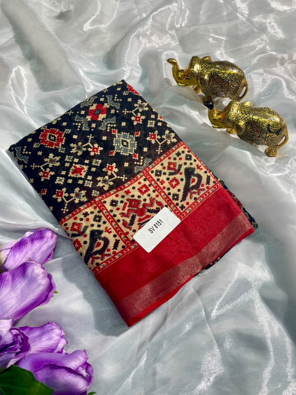 SV-8151 MAL COTTON FABRIC SAREE WITH RICH PALLU DESIGN WITH BEAUTIFUL BIRDS DESIGN ON SAREE WITH BUTTI BLOUSE