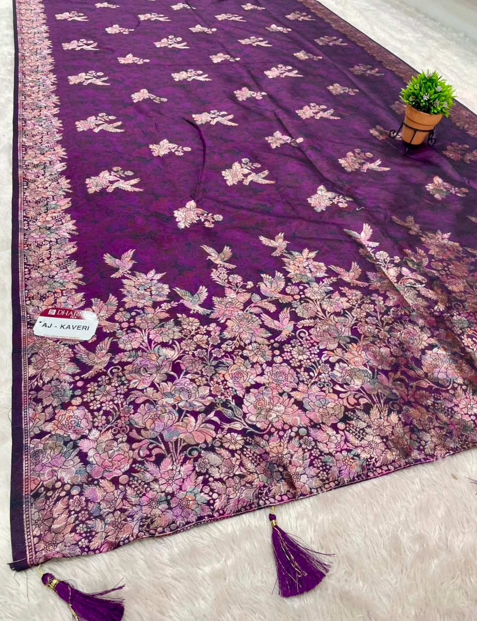 AJ-KAVERI SOFT SILK FABRIC SAREE WITH HEAVY RICH PALU DESIGN WITH BEAUTIFUL FLORAL PRINT ALL OVER ON SAREE WITH TASSELS