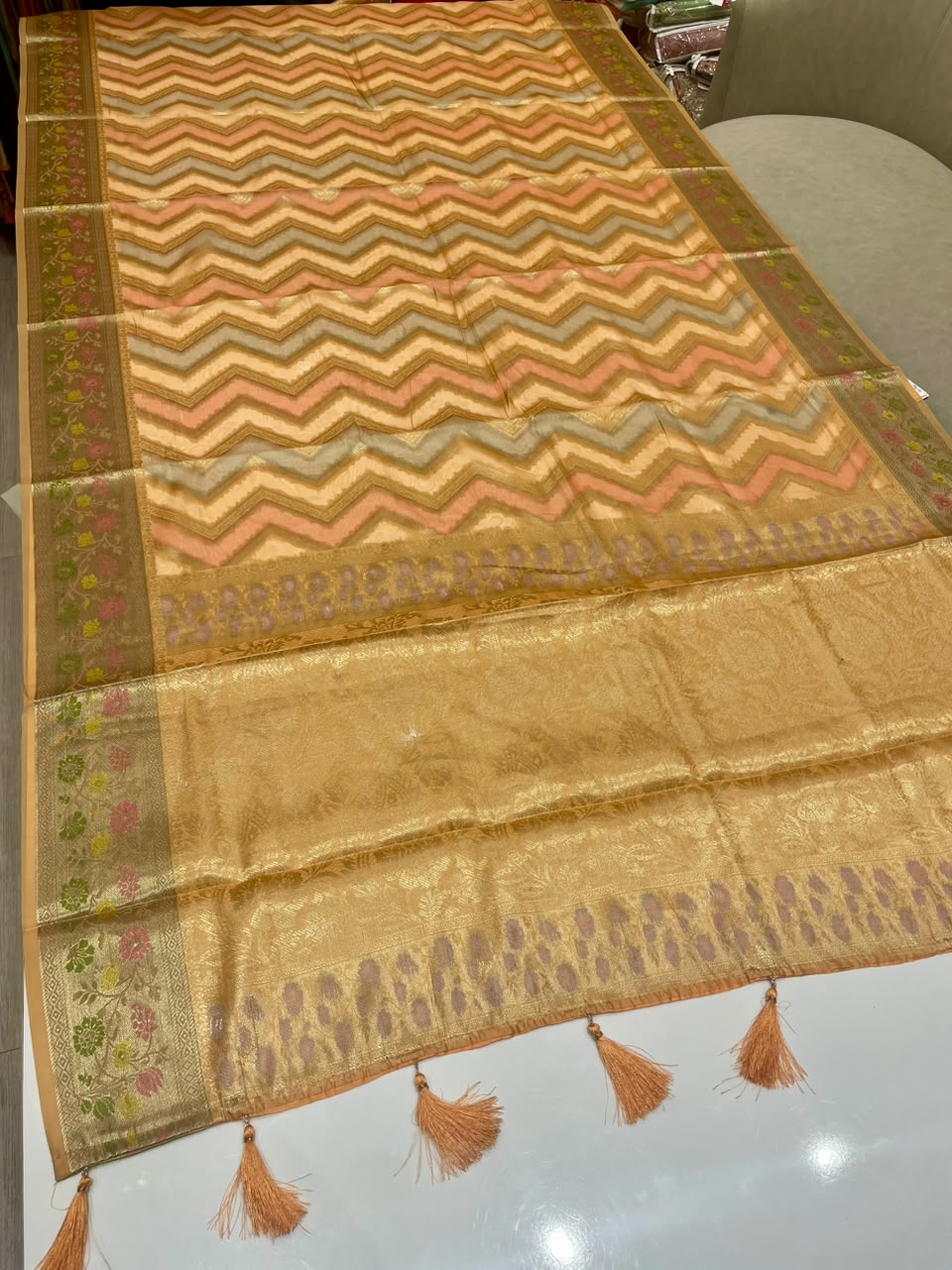 AJ-LAVANYA FANCY FABRIC SAREE WITH LAHERIYA DESIGN WITH PIPING WITH BEAUTIFUL TASSELS WITH LOVELY BLOUSE
