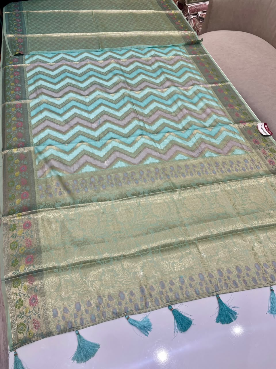 AJ-LAVANYA FANCY FABRIC SAREE WITH LAHERIYA DESIGN WITH PIPING WITH BEAUTIFUL TASSELS WITH LOVELY BLOUSE