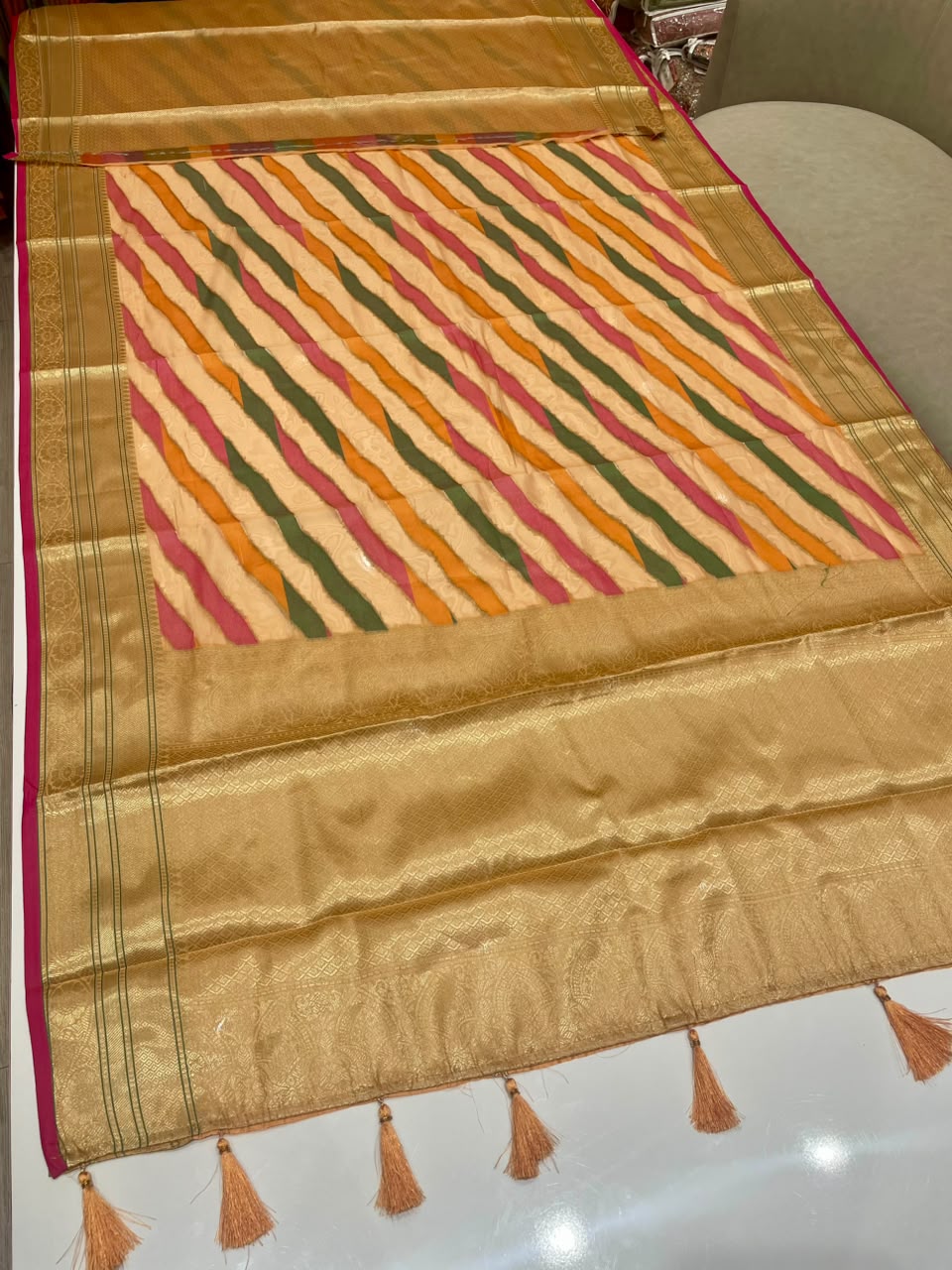 AJ-SHRINIKA FANCY FABRIC SAREE WITH LAHERIYA DESIGN WITH PIPING WITH BEAUTIFUL TASSELS WITH LOVELY BLOUSE