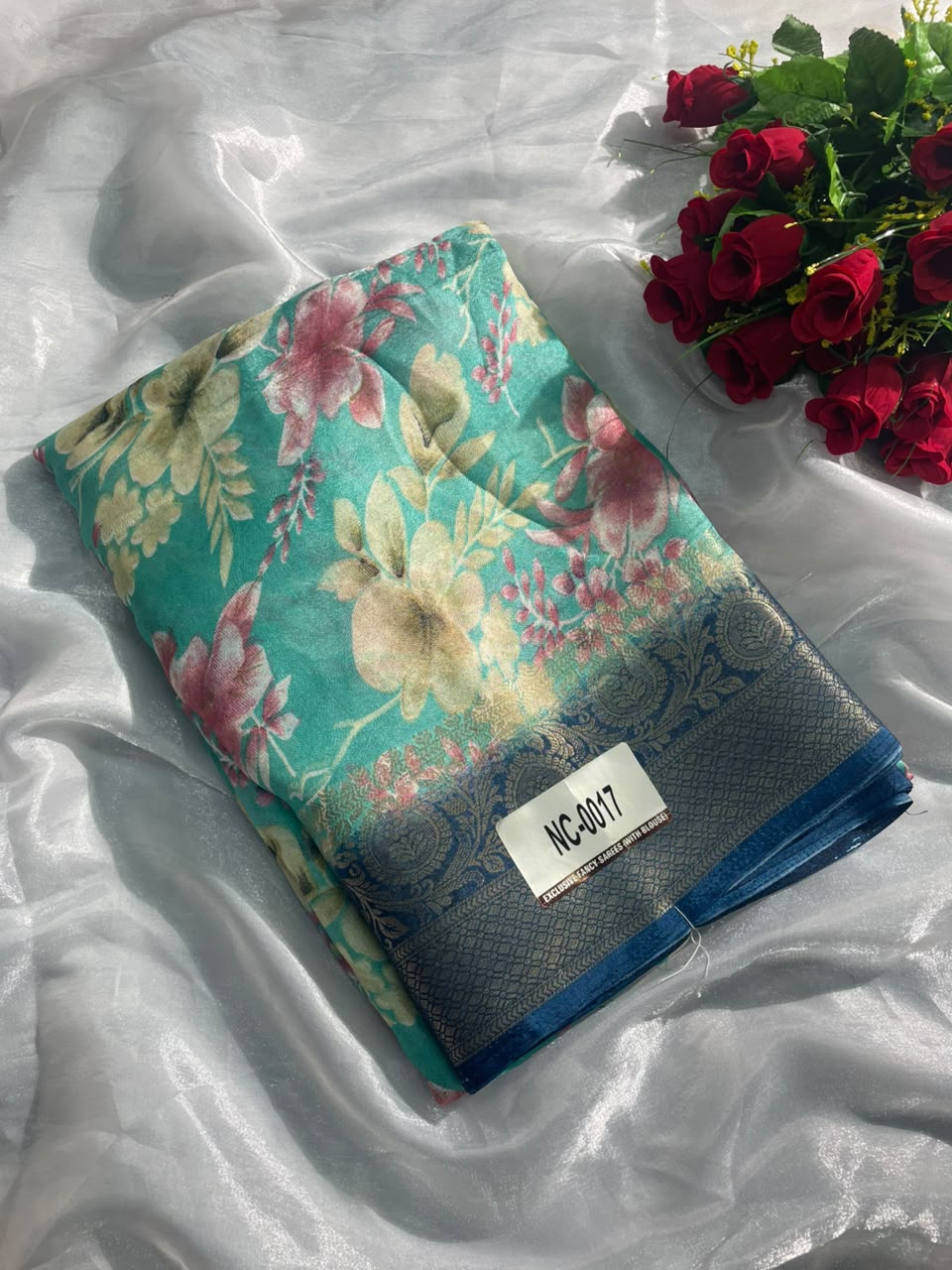 NC-0017 MARSHMALLOW JACUARD FABRIC SAREE WITH RICH PALLU DESIGN WITH BEAUTIFUL FLORAL DESIGN ALL OVER ON BODY WITH BLOUSE