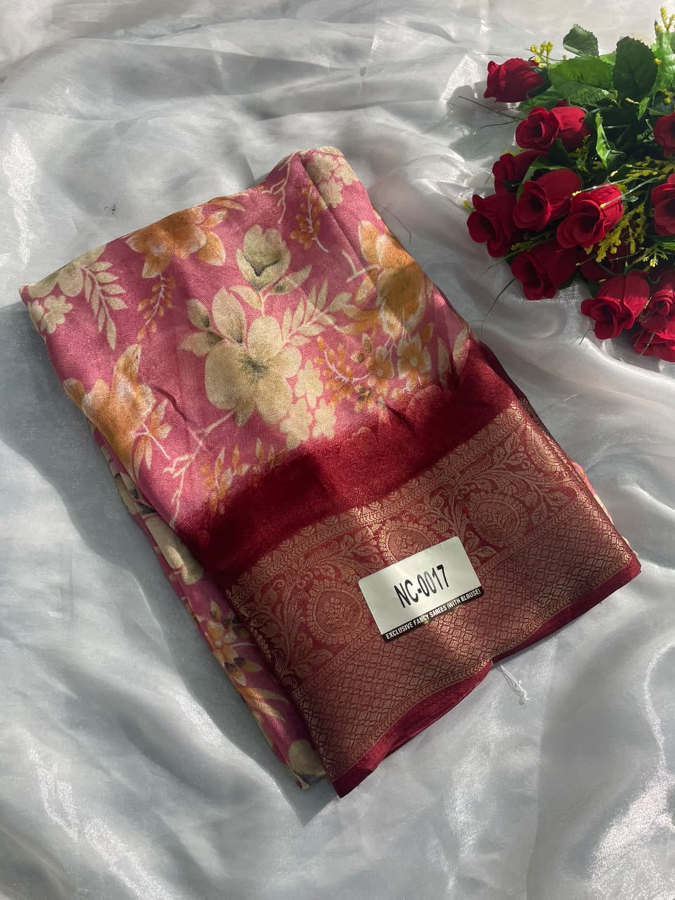 NC-0017 MARSHMALLOW JACUARD FABRIC SAREE WITH RICH PALLU DESIGN WITH BEAUTIFUL FLORAL DESIGN ALL OVER ON BODY WITH BLOUSE