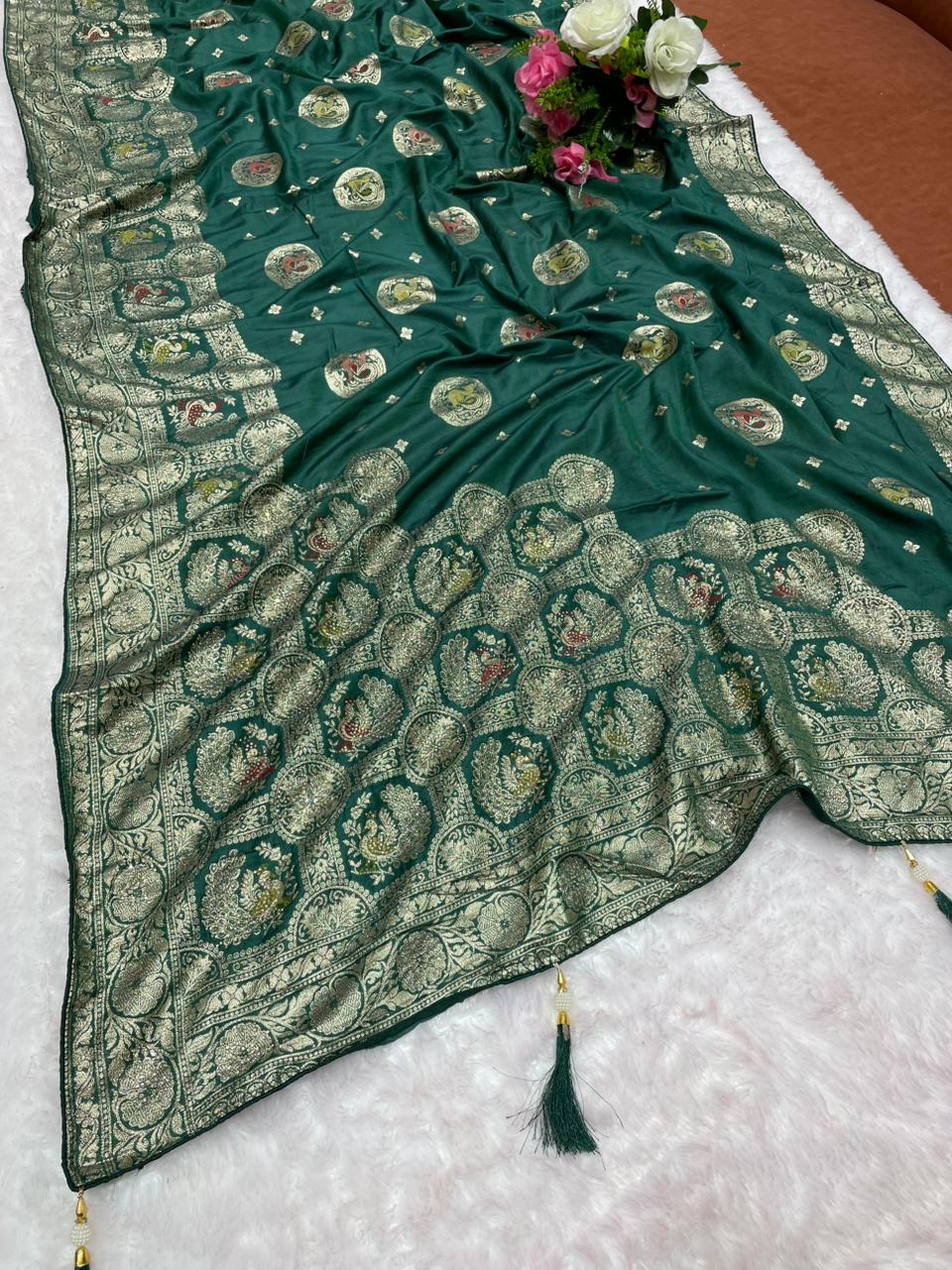 AJ-KRUTIKA DOLA SILK SAREE WITH UNIQUE STEP PALLU WITH DMC SIROSKI WORK WITH BEAUTIFUL MEENAKARI WORK WITH LOVELY FIRMA BLOUSE
