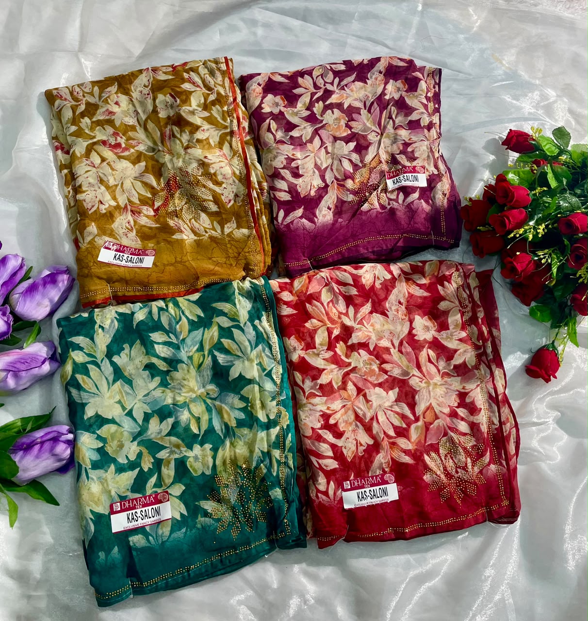 KAS-SALONI WEIGHTLESS FABRIC SAREE WITH BEAUTIFUL FLORAL DESIGN  ON SAREE WITH BEAUITFULE BLOUSE