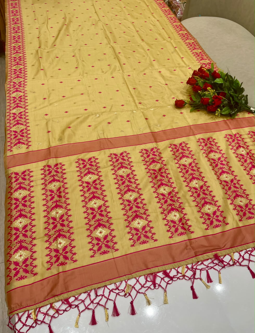 AJ-OJASVI FANCY FABRIC SAREE WITH RICH PALLU DESIGN WITH BEAUTIFUL DESIGN WITH PIPING WITH TASSELS WITH BLOUSE