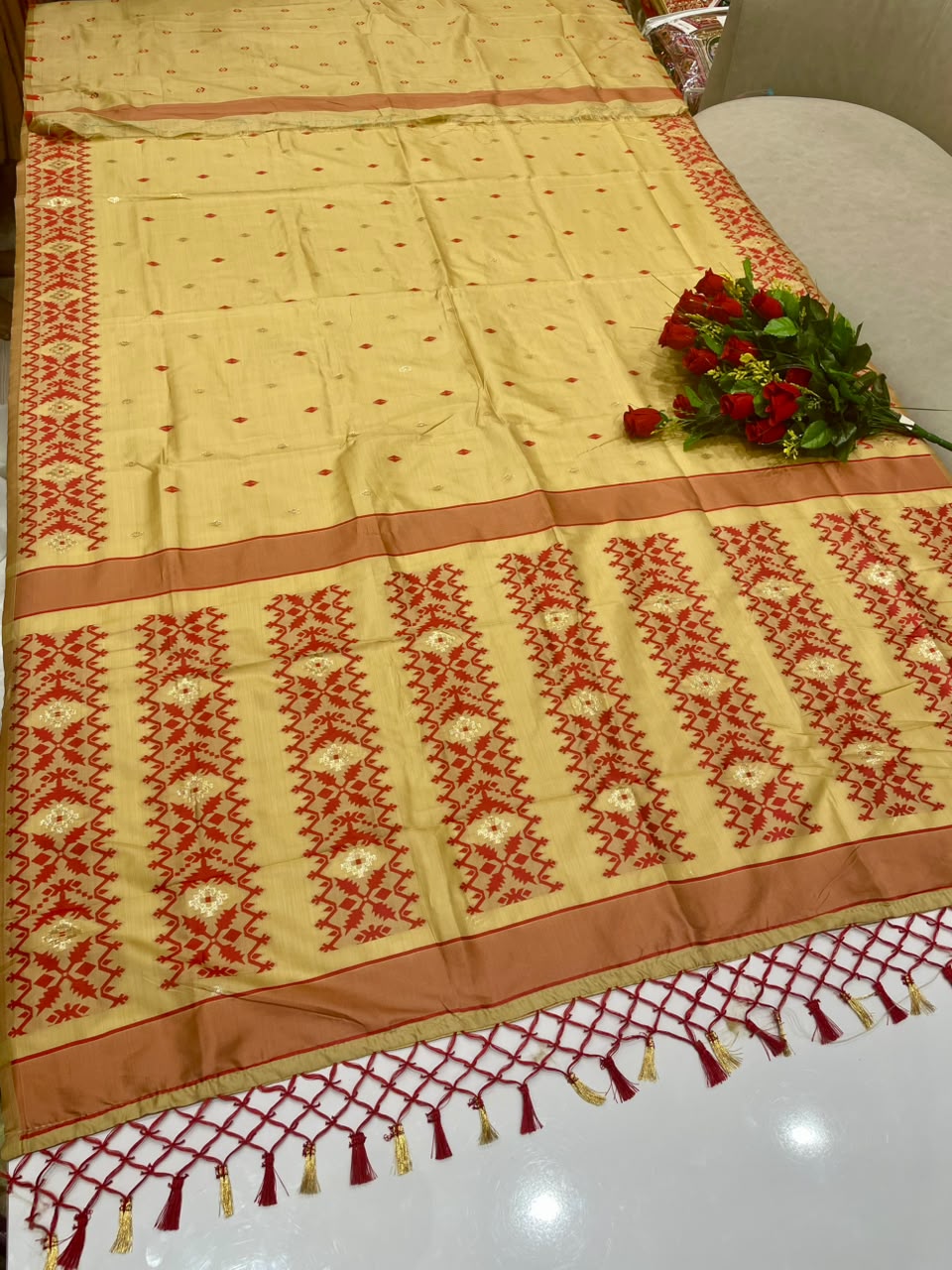 AJ-OJASVI FANCY FABRIC SAREE WITH RICH PALLU DESIGN WITH BEAUTIFUL DESIGN WITH PIPING WITH TASSELS WITH BLOUSE