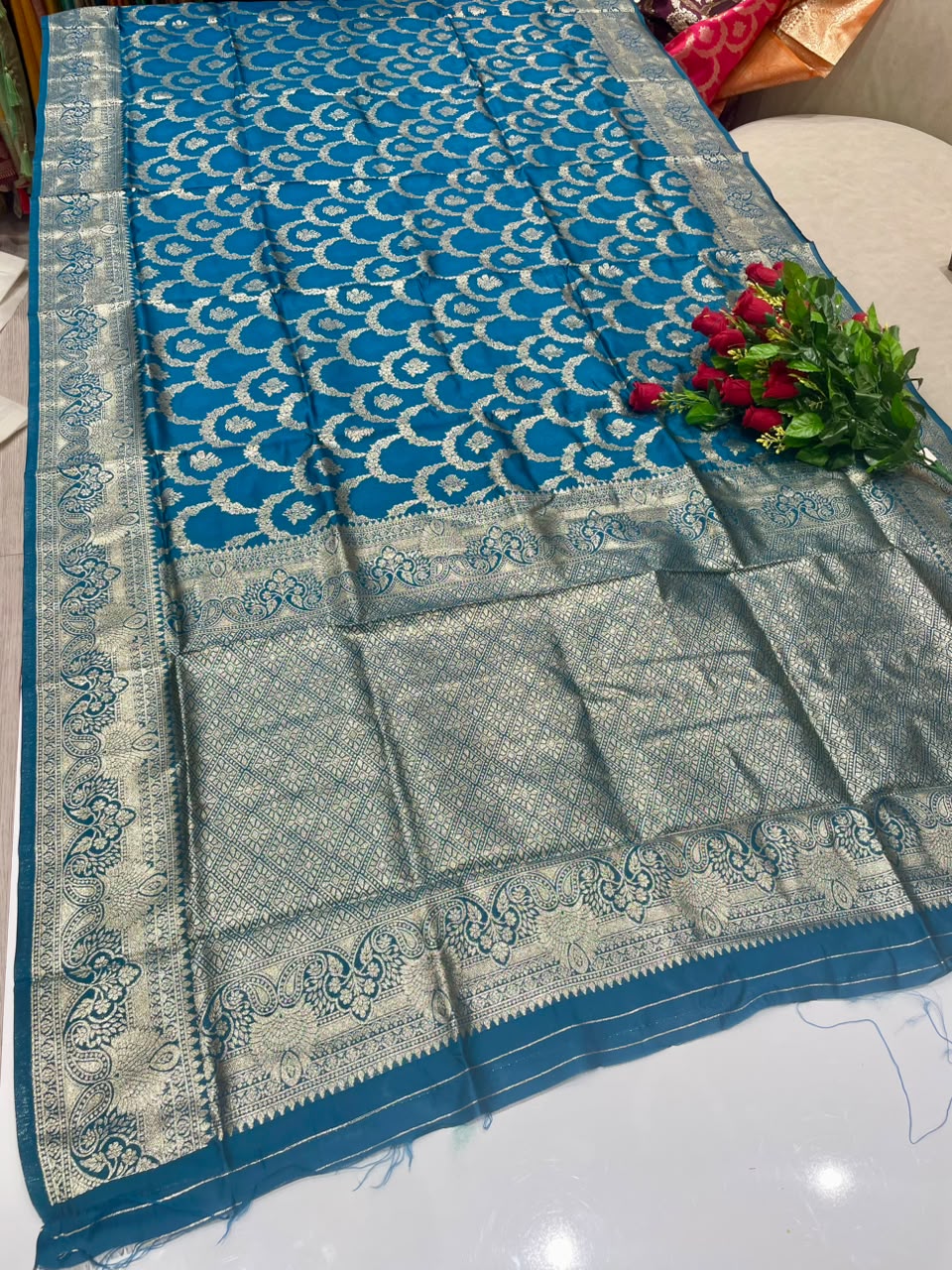 AJ-AVIKA  KOTA FABRIC SAREE WITH RICH PALLU DESIGN WITH BEAUTIFUL DESIGN EITH GOLDEN ZARI WORK ON SAREE WITH BUTTI BLOUSE