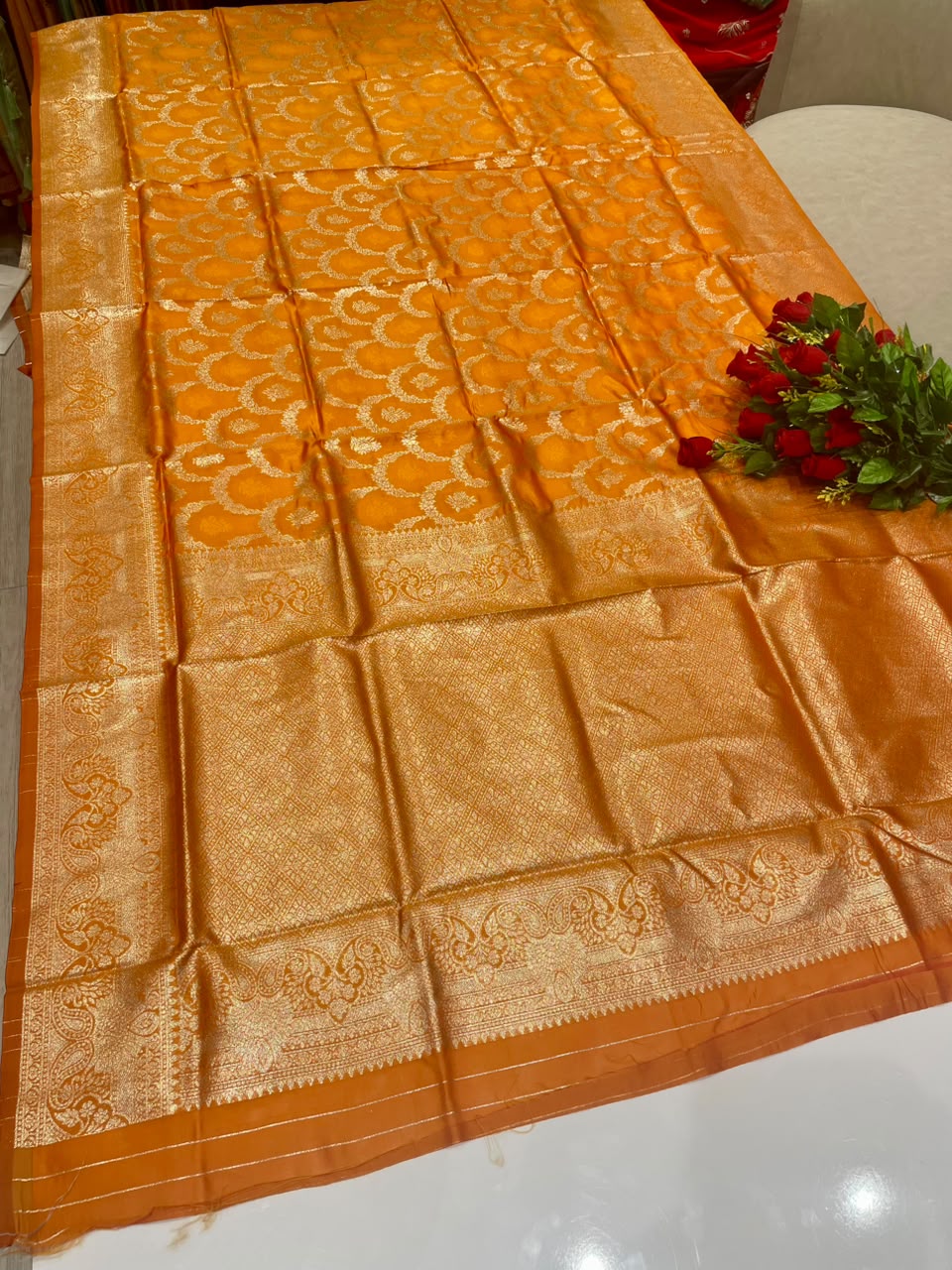 AJ-AVIKA  KOTA FABRIC SAREE WITH RICH PALLU DESIGN WITH BEAUTIFUL DESIGN EITH GOLDEN ZARI WORK ON SAREE WITH BUTTI BLOUSE