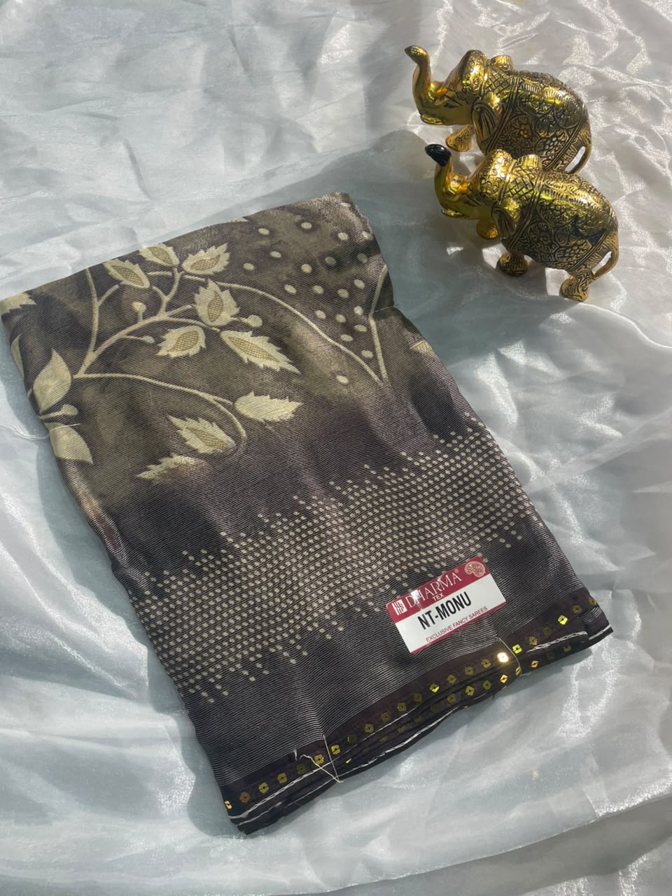 NT-MONU BRASSO FABRIC SAREE WITH RICH PALLU DESIGN WITH SEQUENCE BORDER WITH FLKORAL DESIGN ON BODY WITH BLOUSE