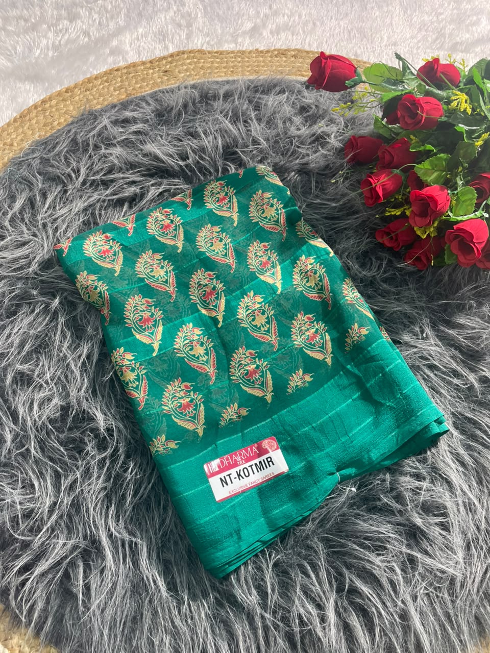 NT-KOTMIR WEIGHTLESS FABRIC SAREE WITH BEATIFUL DESIGN WITH FANCY PATTERN WITH PADDING DISCHARGES WORK WITH BLOUSE