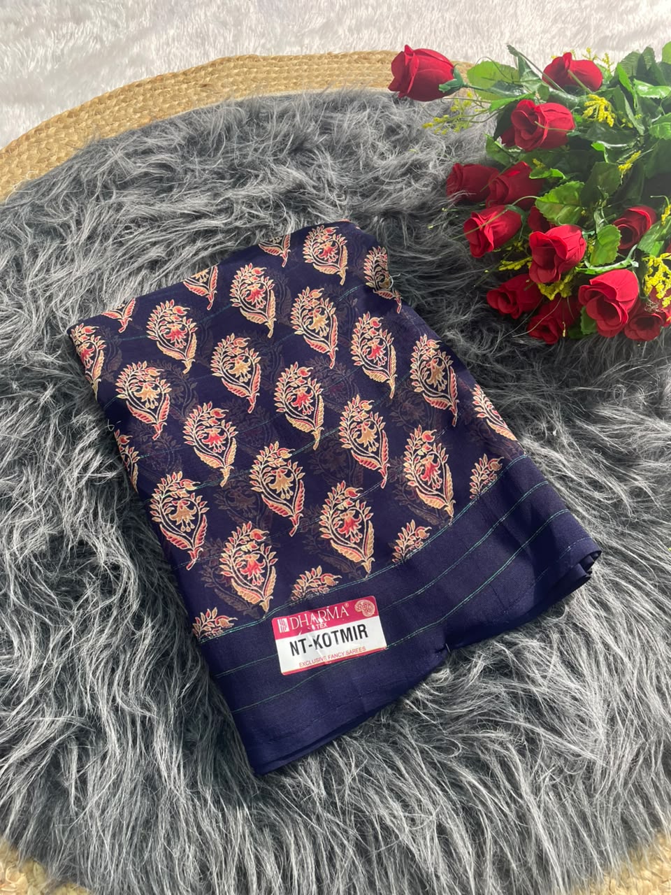 NT-KOTMIR WEIGHTLESS FABRIC SAREE WITH BEATIFUL DESIGN WITH FANCY PATTERN WITH PADDING DISCHARGES WORK WITH BLOUSE