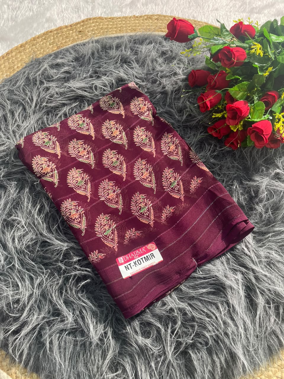 NT-KOTMIR WEIGHTLESS FABRIC SAREE WITH BEATIFUL DESIGN WITH FANCY PATTERN WITH PADDING DISCHARGES WORK WITH BLOUSE