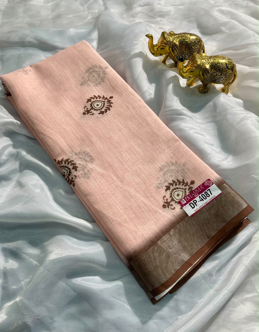 DP-4087  DULL MOSS FABRIC SAREE WITH RICH PALLU DESIGN WITH FLORAL DESIGN WITH BLOUSE