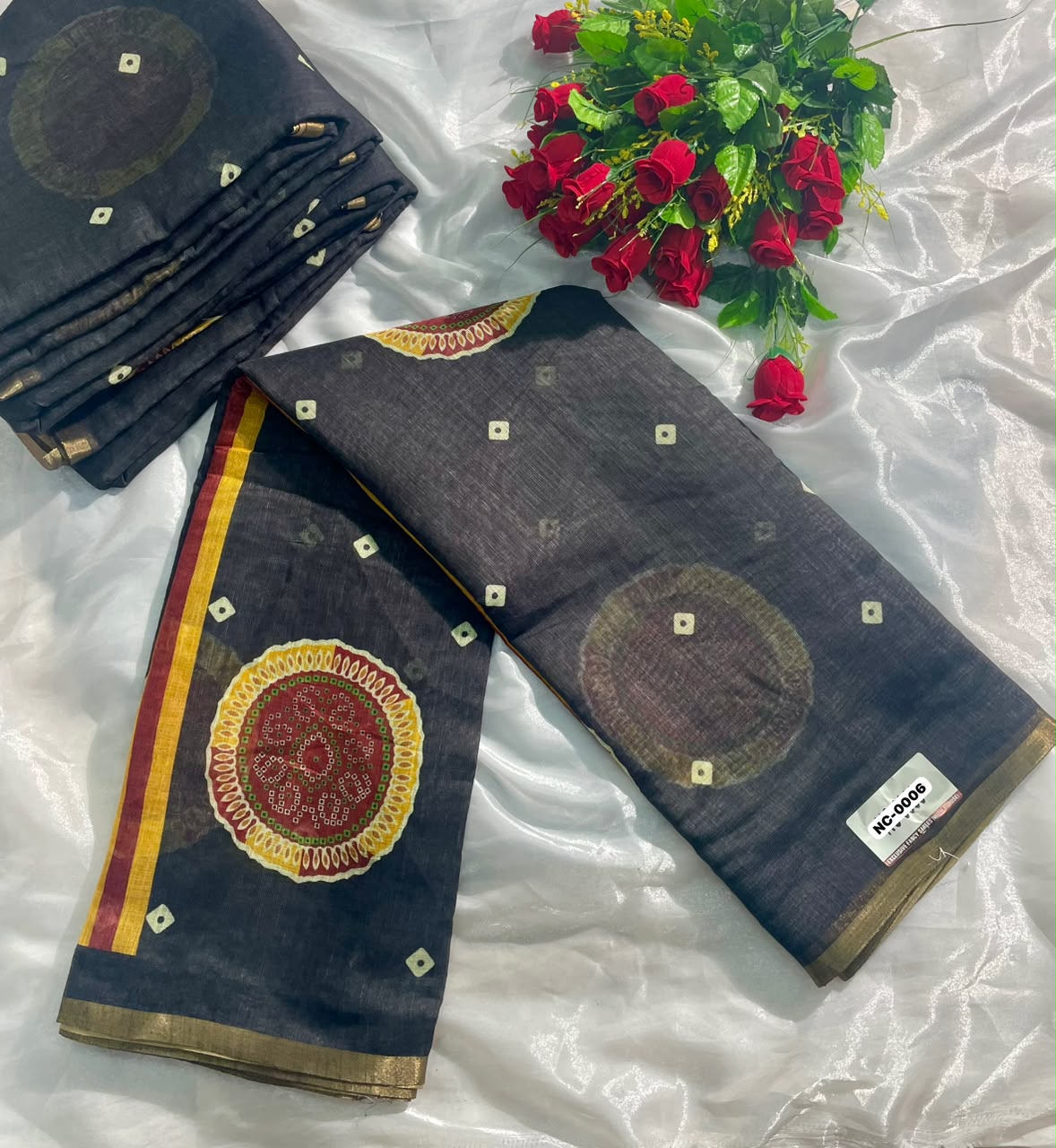 NC-0006 LINEN DIGITAL FABRIC SAREE WITH BEAUTIFUL DIFFRENT DESIGN WITH CATLOG DESIGN WITH BLOUSSE