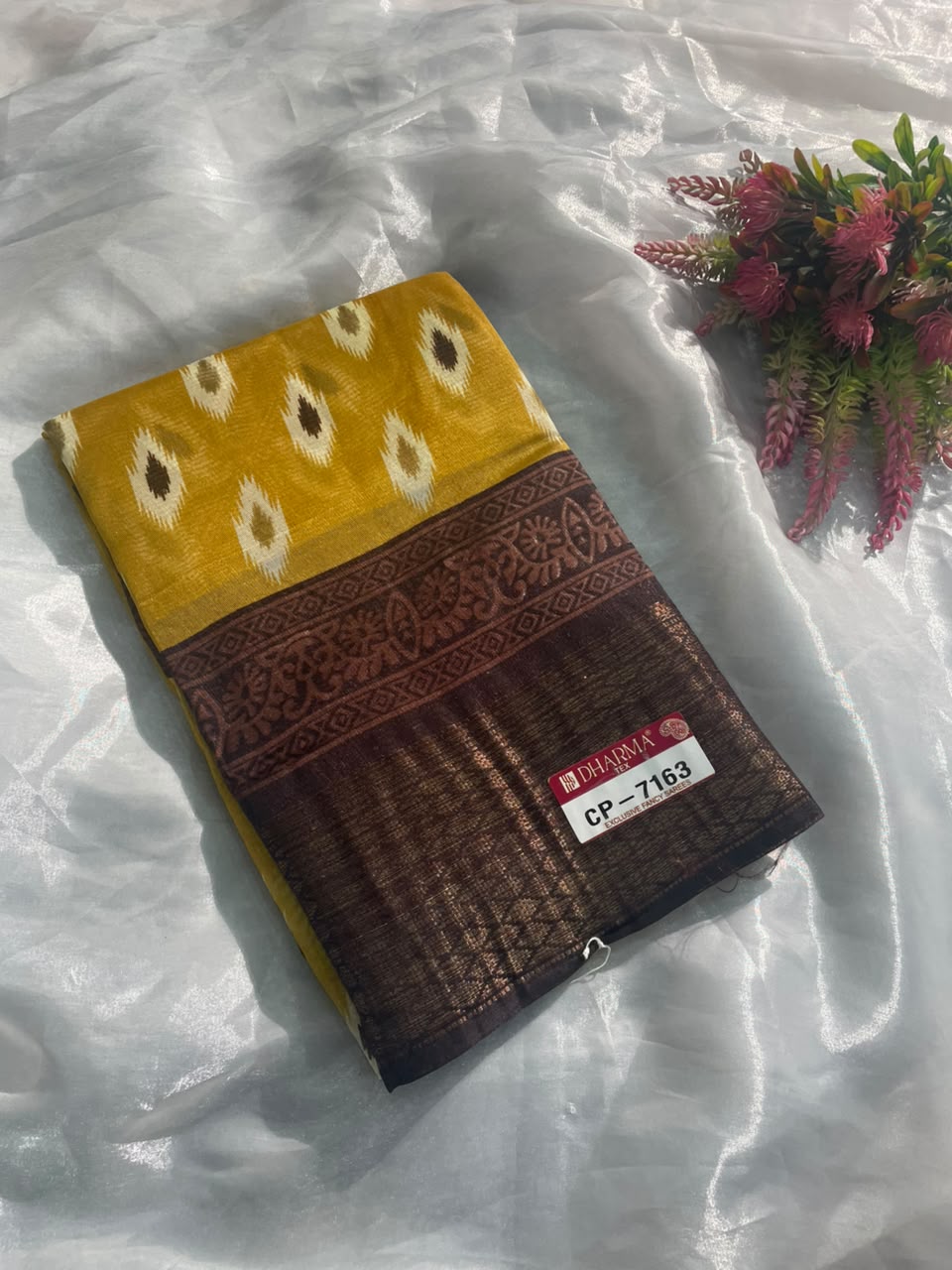 CP-7163 DOLA DOBBY FABRIC SAREE WITH BEAUTIFUL FLORAL BUTTI PRINT WITH BEAUTIFUL PALLU DEISGN WITH BLOUSE