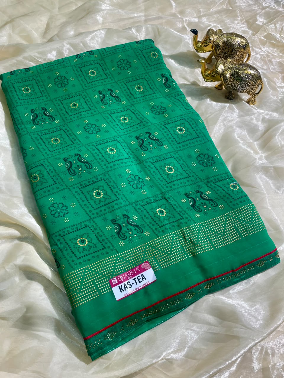 KAS-TEA SOFT FABRIC WITH BEAUTIFUL GREEN COLOUR CATALOGUE DESWIGN WITH FOIL WORK AND LOVELY SIROSKI WORK BORDER WITH BLOUSE