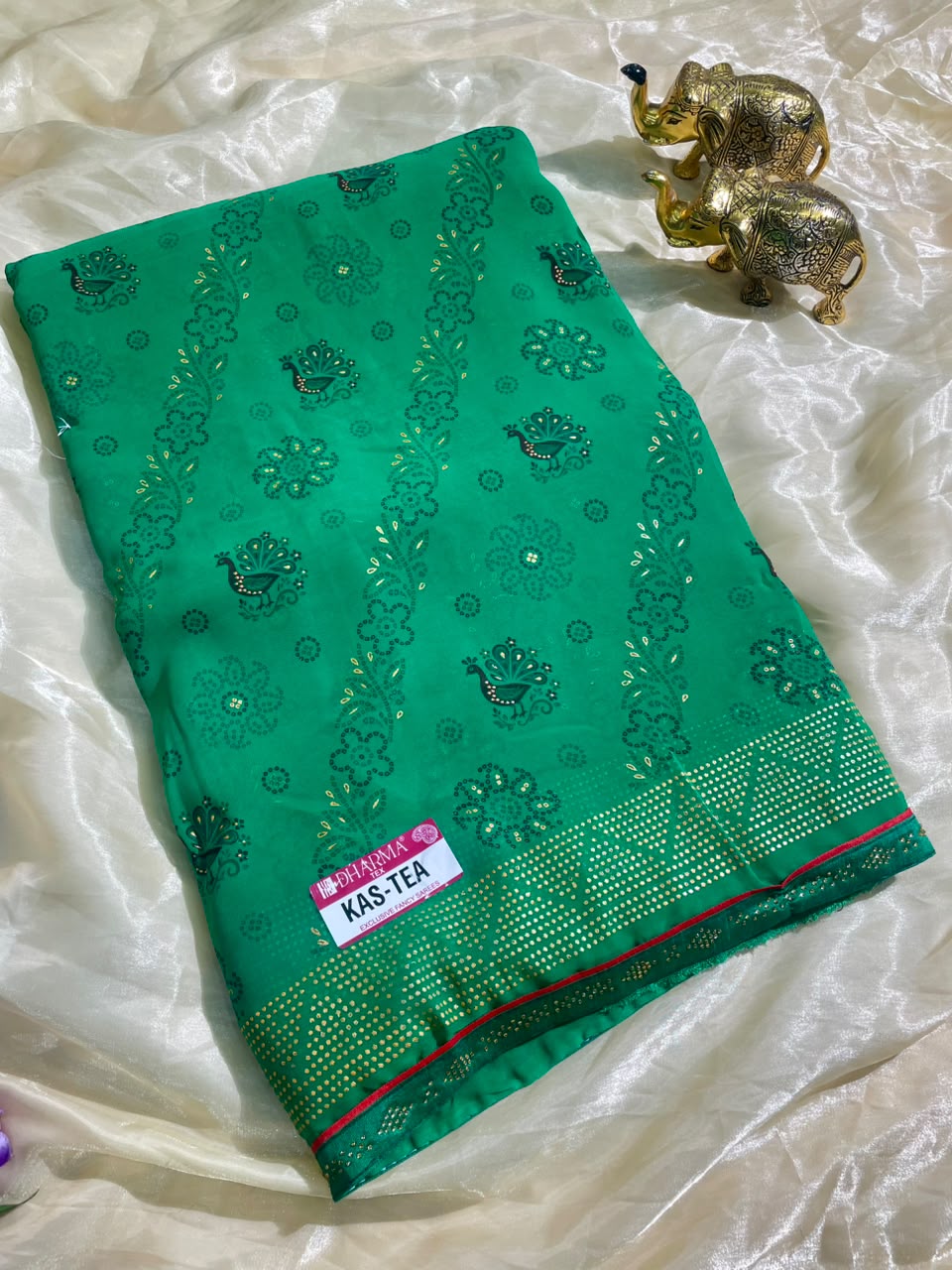 KAS-TEA SOFT FABRIC WITH BEAUTIFUL GREEN COLOUR CATALOGUE DESWIGN WITH FOIL WORK AND LOVELY SIROSKI WORK BORDER WITH BLOUSE
