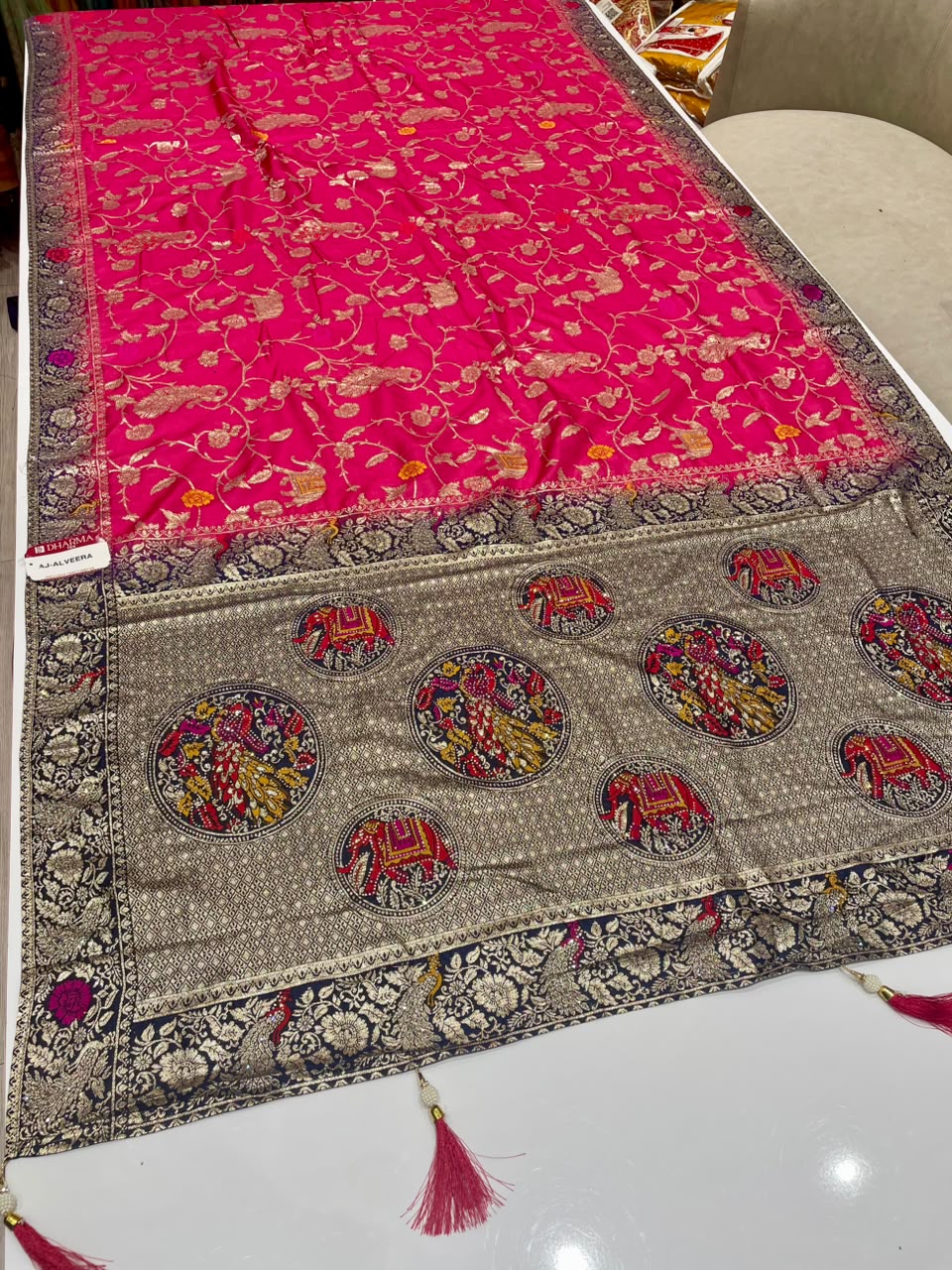 AJ-ALVEERA DOLA FABRIC SAREE WITH HEAVY ZARI WORK WITH 2D DYING WITH RICH PALLU DESIGN WITH HEAVY JHAL DESIGN ON SAREE WITH GAJRAJ DESIGN ON PALLU WITH BLOUSE