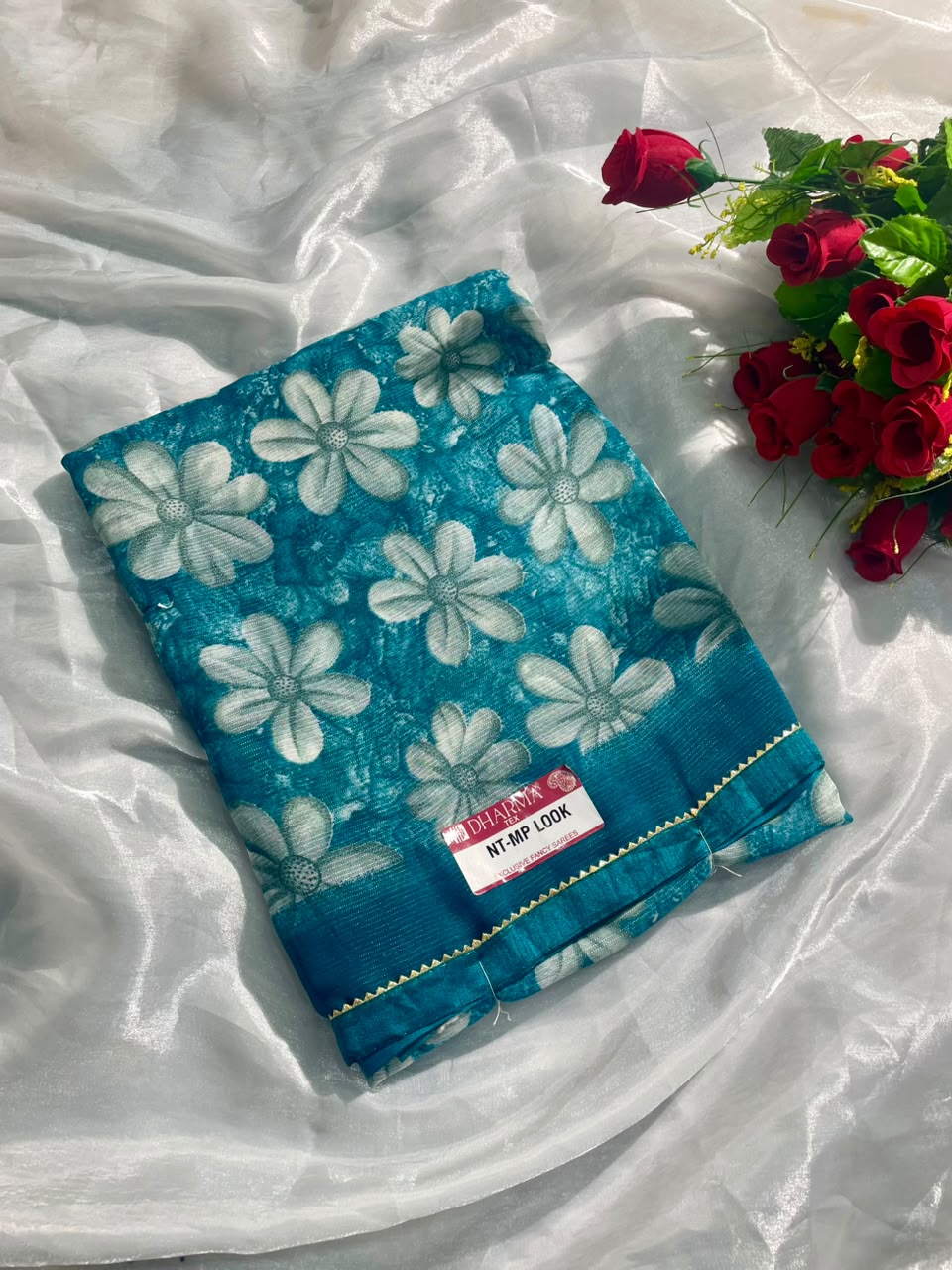 NT-MP LOOK RENIYAL FABRIC SAREE WITH BEAUTIFUL DESIGN WITH FLORAL DESIGN WITH BEAUTIFUL LACE WITH BLOUSE