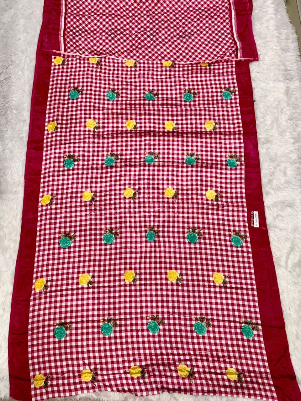 NT-TARKI SPECIAL TURKEY FABRIC SAREE WITH ALL-OVER FLORAL BUTTI WITH ELEGANT CHECK PATTERN WITH BLOUSE
