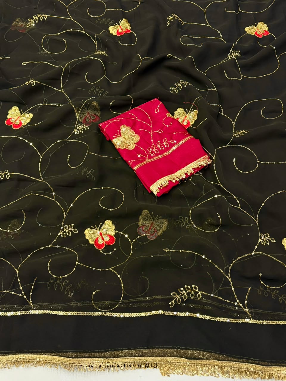 NN-2198 GEORGETTE FABRIC SAREE WITH BEAUTIFUL HEAVY LACE ON BORDER WITH HEAVY SEQUENCE WORK WITH HEAVY WORK BLOUSE