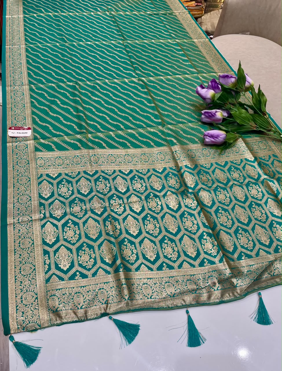 AJ-FALGUNI SOFT SILK FABRIC SAREE WITH RICH PALLU DESIGN WITH HEAVY ZARI WORK WITH LEHARIYA DESIGN WITH PIPING AND TASSELS WITH BLOUSE