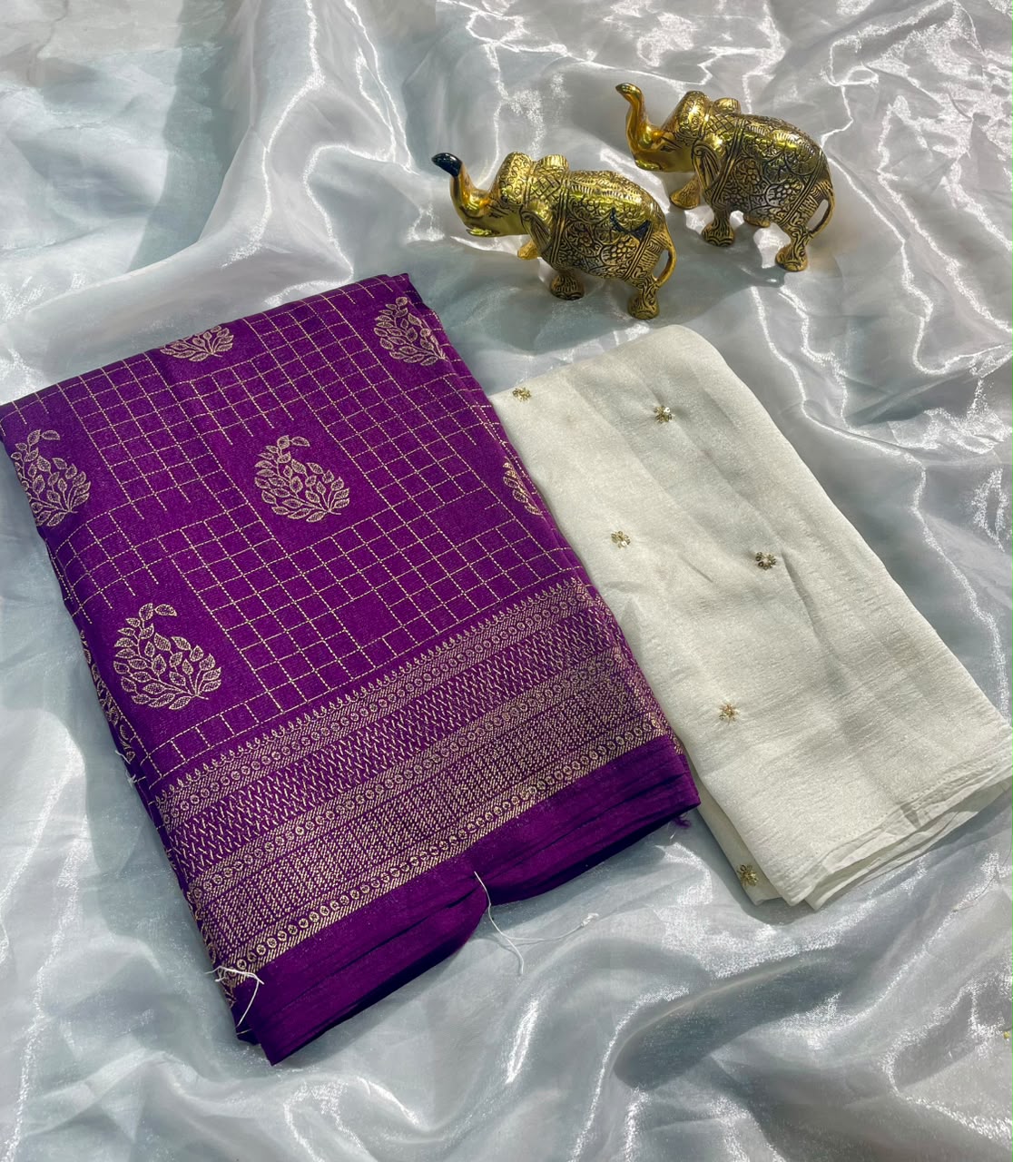 AT-SIM CARD-3  VICHITRA FABRIC SAREE WITH BEAUTIFUL DESIGN WITH ZIGZAG DESIGN WITH BEAUTIFUL BUTTA DESIGN WITH TASSELS WITH BLOUSE