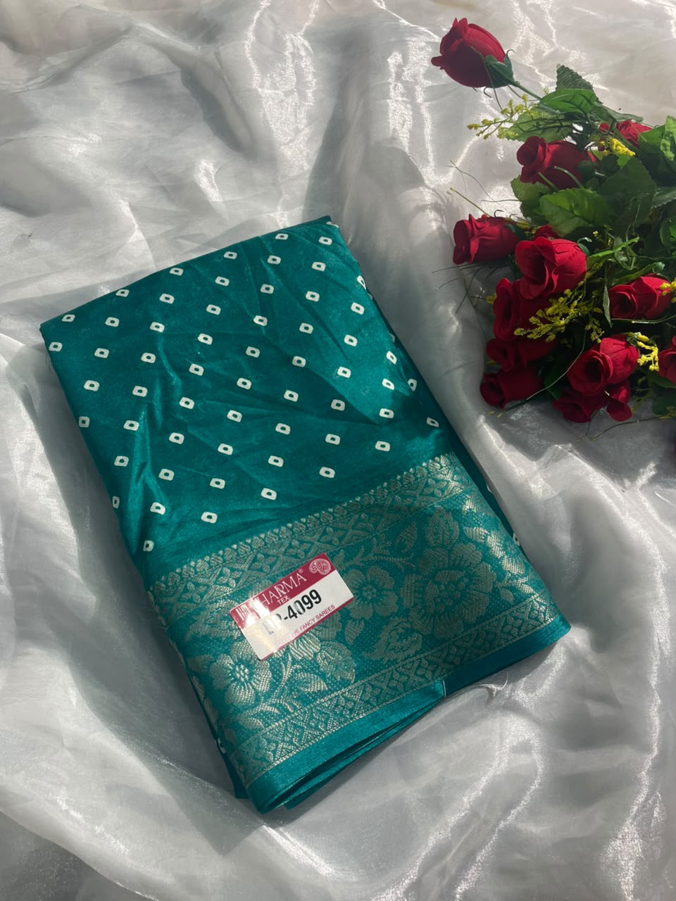 DP-4099 MARSHMALLOW FABRIC SAREE WITH BEAUTIFUL RICH PALLU WITH JACAURD BORDER WITH BLOUSE