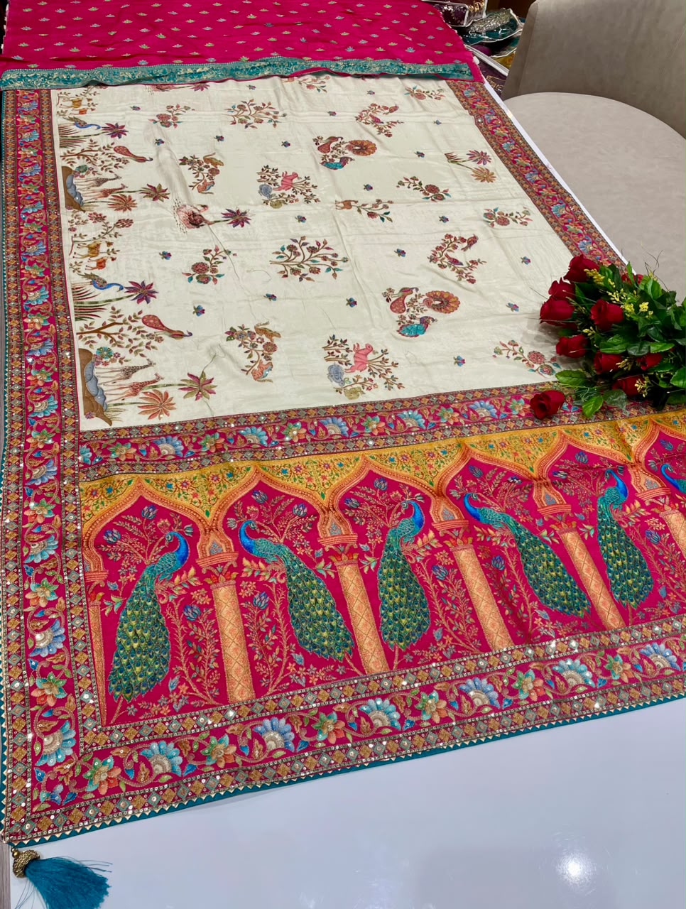 AJ-AARCHI POSITION PRINT FABRIC SAREE WITH VISCOS PRINT WITH BEAUTIFUL DESIGN WITH HEAVY EMBROIDERY WORK WITH THREAD WORK WITH SEQUENCE WORK WITH BEAUTIFUL SAMOSA BORDER WITH PEACOCK DESIGN WITH BLOUSE