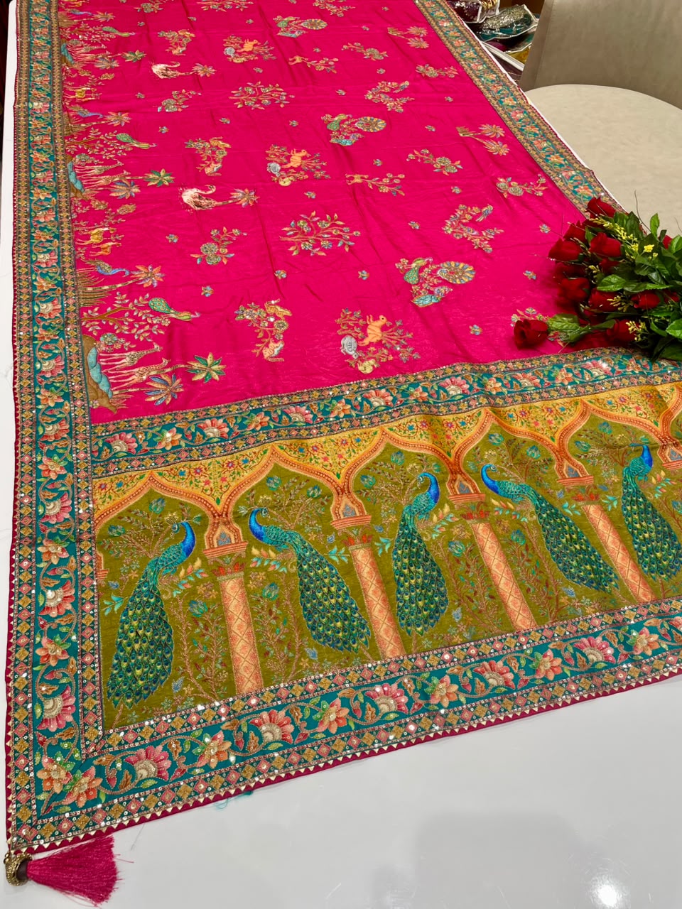 AJ-AARCHI POSITION PRINT FABRIC SAREE WITH VISCOS PRINT WITH BEAUTIFUL DESIGN WITH HEAVY EMBROIDERY WORK WITH THREAD WORK WITH SEQUENCE WORK WITH BEAUTIFUL SAMOSA BORDER WITH PEACOCK DESIGN WITH BLOUSE