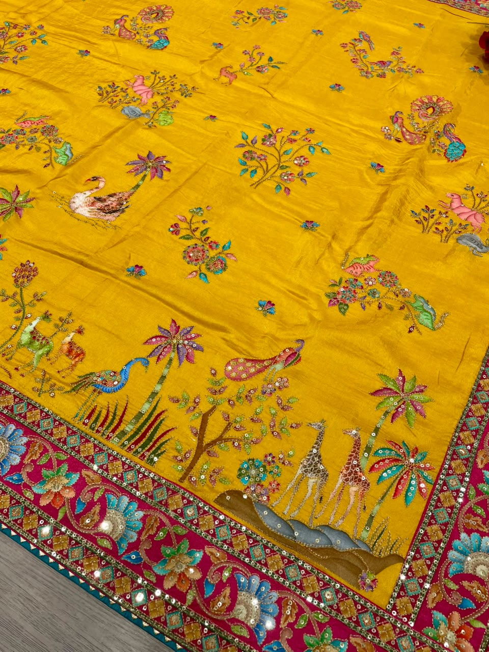 AJ-AARCHI POSITION PRINT FABRIC SAREE WITH VISCOS PRINT WITH BEAUTIFUL DESIGN WITH HEAVY EMBROIDERY WORK WITH THREAD WORK WITH SEQUENCE WORK WITH BEAUTIFUL SAMOSA BORDER WITH PEACOCK DESIGN WITH BLOUSE