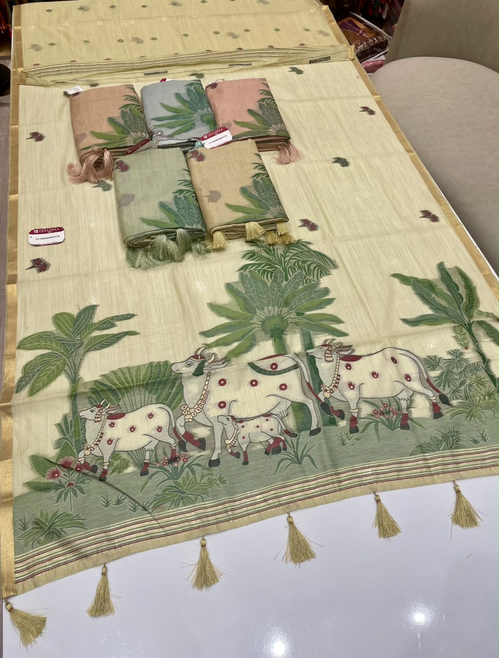 AJ-NANDINI KOTA KOTA FABRIC SAREE WITH BEAUTIFUL OPEN PALLU  COW DESIGN WITH PIPING AND TASSELS WITH BLOUSE