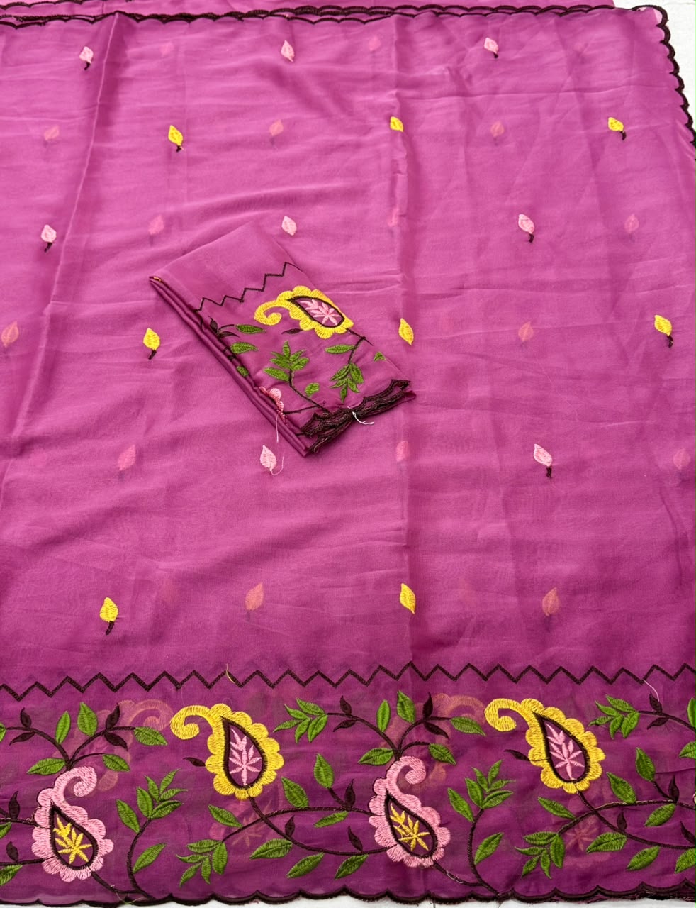 NN-2207 GEORGETTE FABRIC SAREE WITH BEAUTIFUL THREAD WORK EMBROIDERY ALLOVER WITH BLOUSE